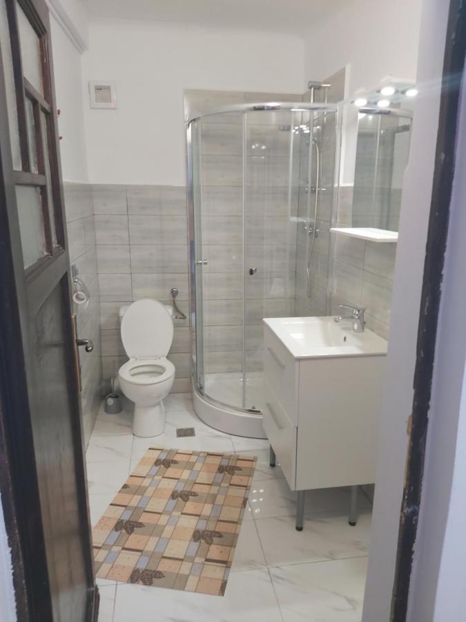 Kitty Apartament Apartment บูคาเรสต์ ภายนอก รูปภาพ